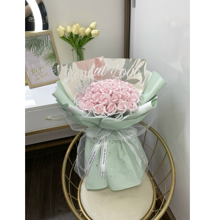 Bó hoa 5 lớp xinh xắn 