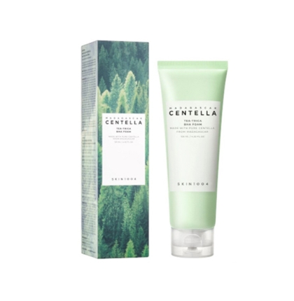 Sữa Rửa Mặt Cho Da Dầu Mụn Skin1004 Madagascar Centella Tea-Trica BHA Foam 125ml